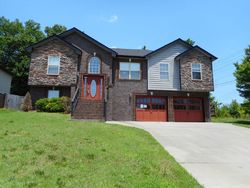 Timberdale Dr - Clarksville, TN