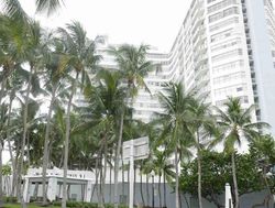  Collins Ave Apt 604