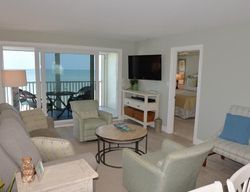  Estero Blvd Apt 401