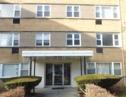  N Damen Ave Apt 403