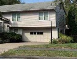 Lynnwood Ln - Worcester, MA