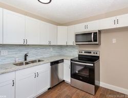  Evergreen Pl Apt 307