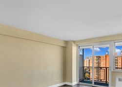  Morrison Ave Apt 14m