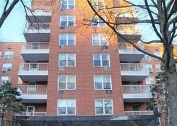  Kissena Blvd Apt 402