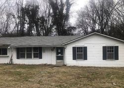 W 10th St - Foreclosure In Benton, KY