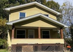 Halleck St - Foreclosure In Youngstown, OH