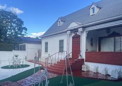  N Crescent Heights B