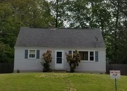 Fern Dr - Foreclosure In Colchester, CT