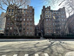  116th St Apt 1f