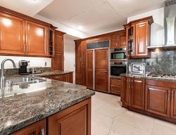  Wilshire Blvd Apt 8