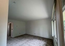  N Cass Lake Rd Apt 2