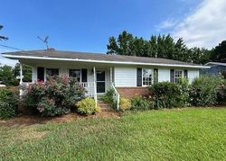 Dianne Dr - Foreclosure In Cheraw, SC