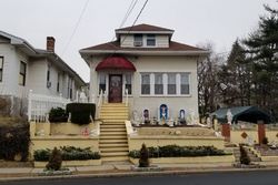  Grand Ave