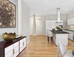  Greenwich St Apt 2f