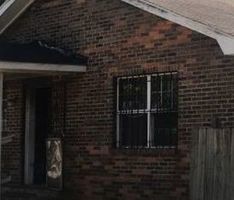  Hathcox St