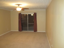  Village Dr Apt C13