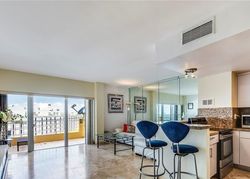  Ne 69th St Apt 8f