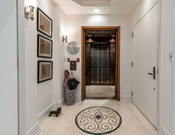  Wilshire Blvd Apt 8