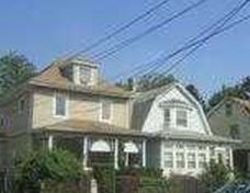  E 31st St