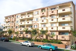  Armacost Ave Apt 204