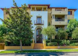  Eastborne Ave Apt 10