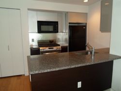  W 42nd St Apt 8a