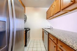  W 50th St Apt 14c