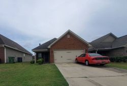  Ridgeview Ln