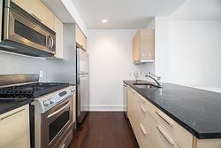  W 42nd St Apt 25c