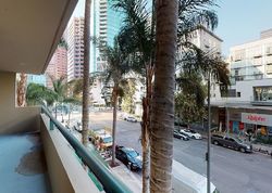  W 9th St Apt 309