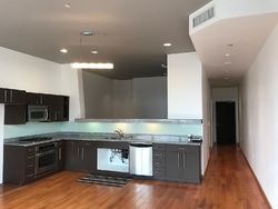  Wilshire Blvd Apt 24