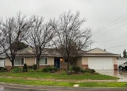  E Alluvial Ave