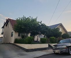  Eagle St