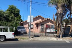  Compton Ave